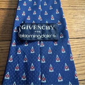 Givenchy Vintage Silk Tie luxury, office, preppy, formal